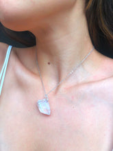 Load image into Gallery viewer, Empower Quartz Necklace
