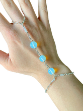 Load image into Gallery viewer, Moonstone &amp; Opalite Hand Chain
